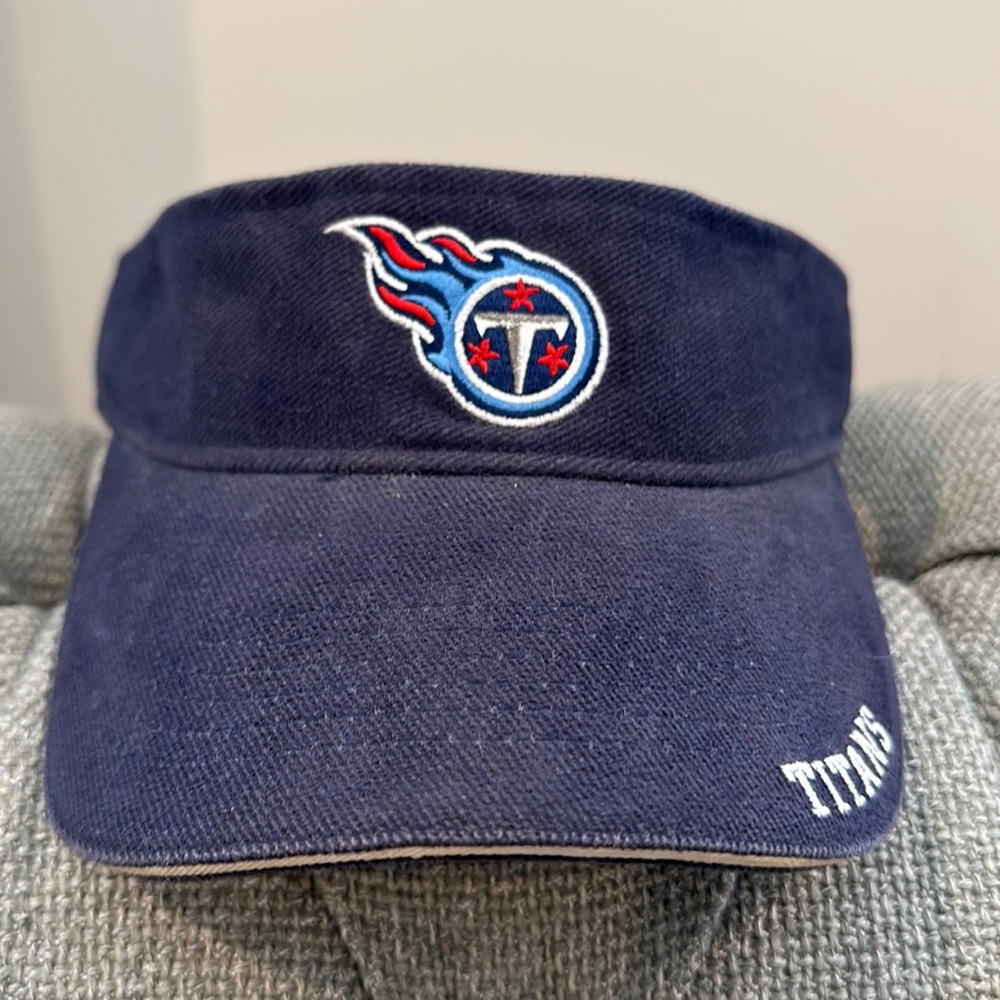 Vintage Tennessee Titans Visor